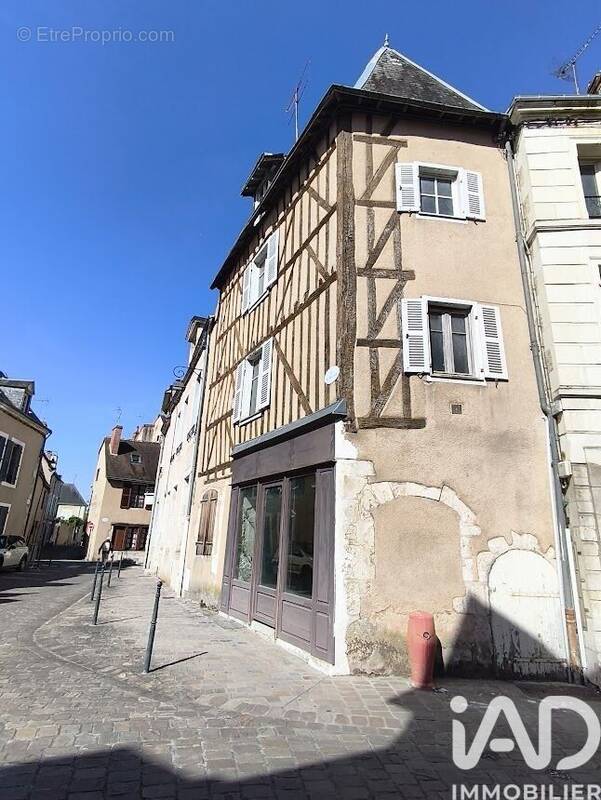 Photo 1 - Maison à CHATEAUROUX