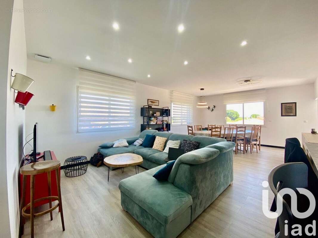 Photo 3 - Maison à VILLEMOUSTAUSSOU