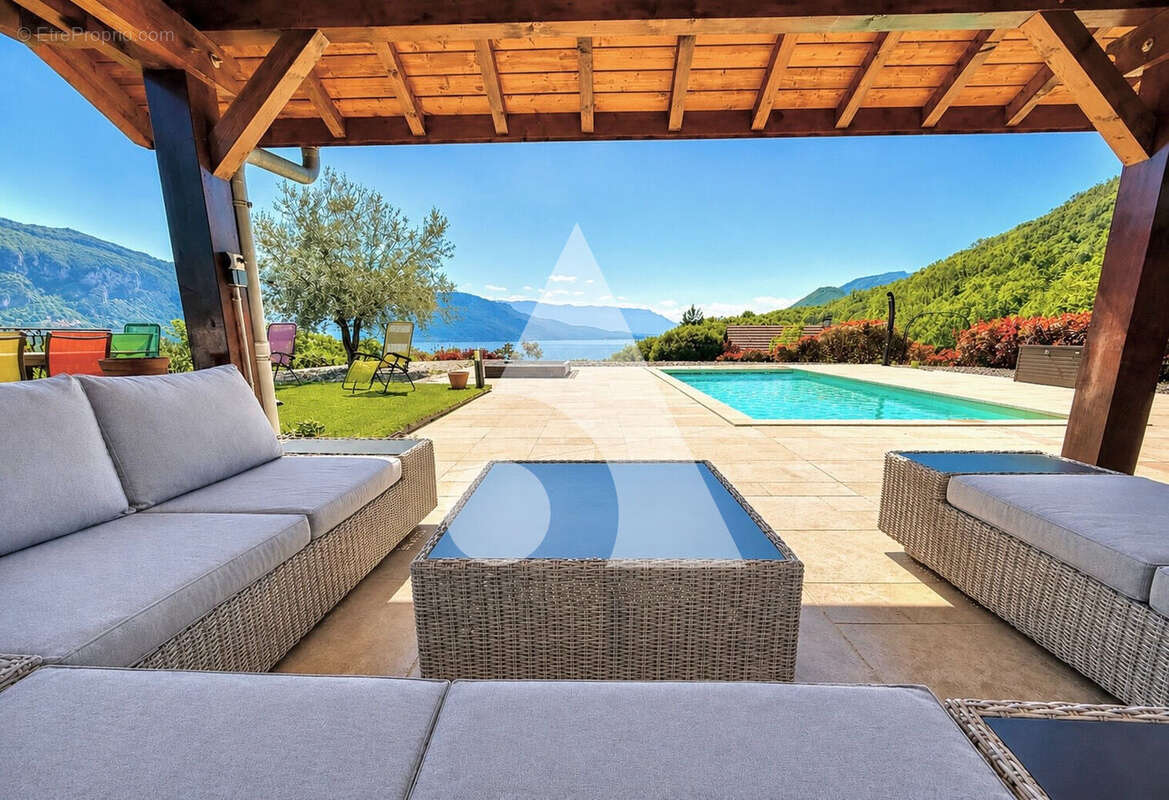 Maison à CHANAZ