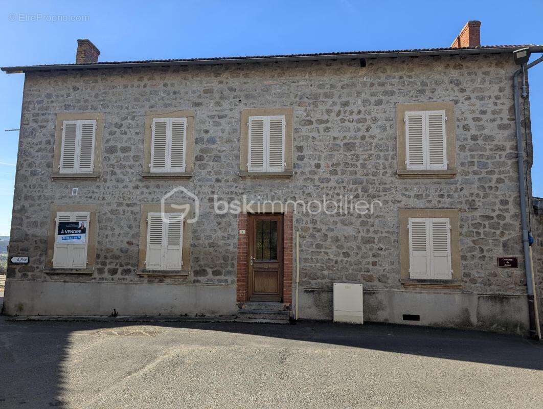 Maison de caractère à fort potentiel - 121 m², 5 pièces, jardin a exposé Sud et cour privative - photo 3