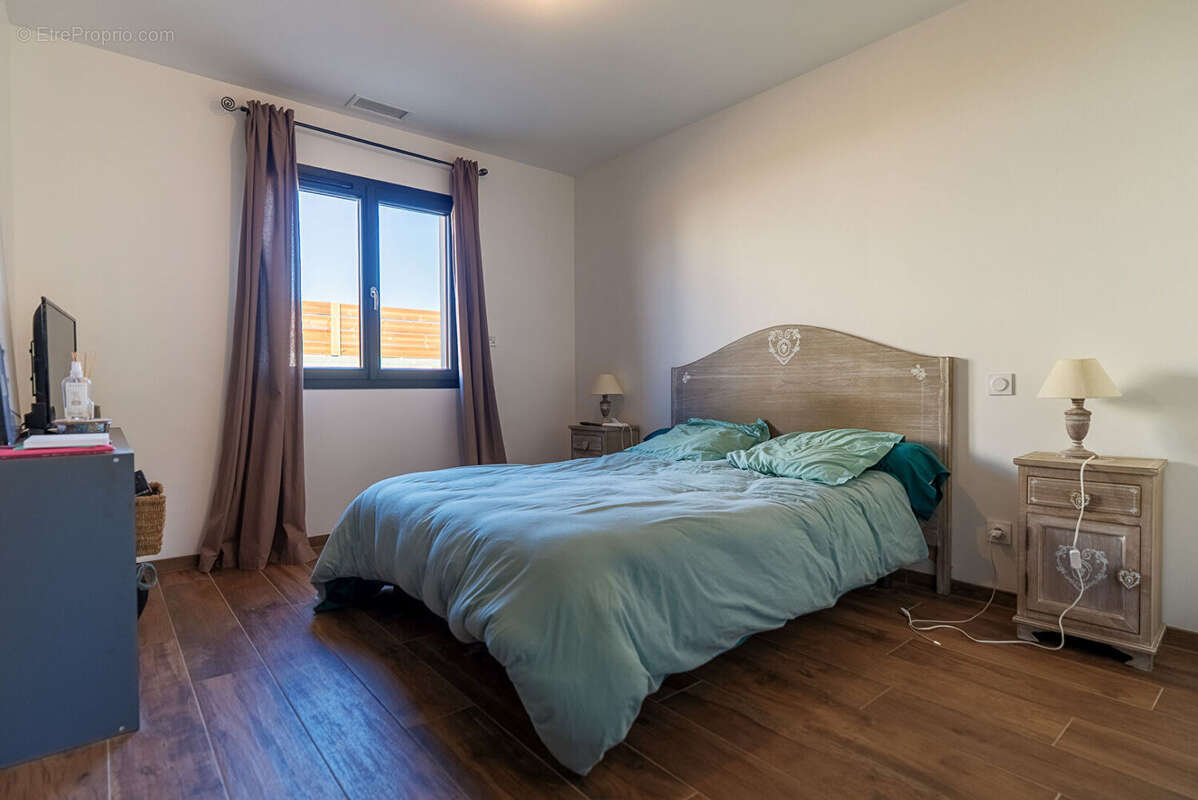 Maison à LEZIGNAN-CORBIERES