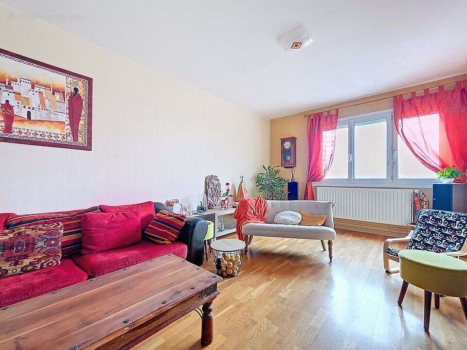 Appartement à SAINT-PRIEST