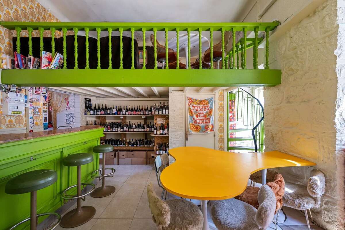 À vendre – bar à vin avec cuisine – port de nice - photo 5
