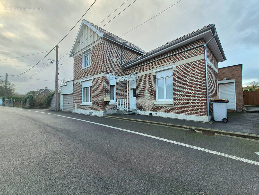 Maison à THUN-L&#039;EVEQUE