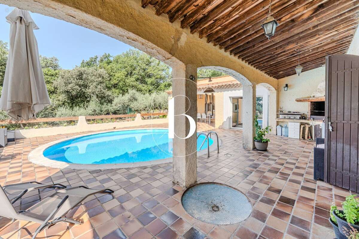 Maison 130 m² à Saint-Michel-D'euzet  - photo 27