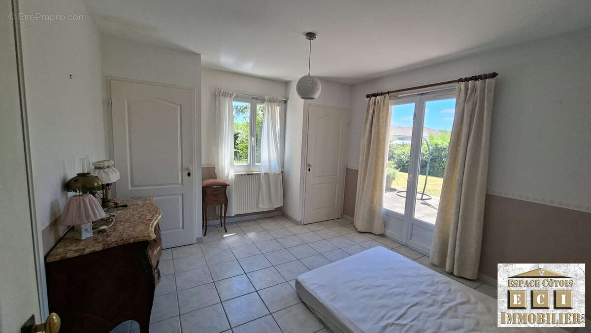Maison à LA COTE-SAINT-ANDRE