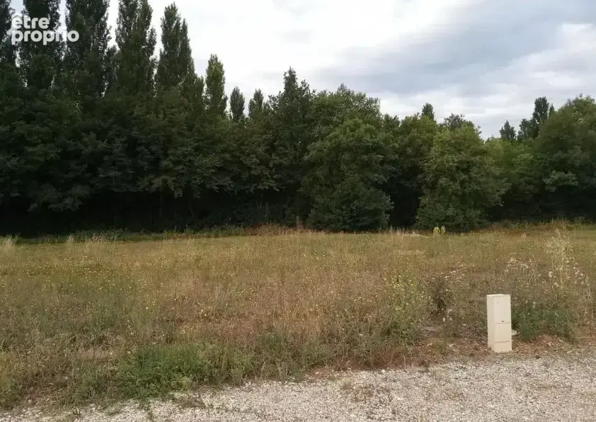 Terrain à MONTPELLIER-DE-MEDILLAN