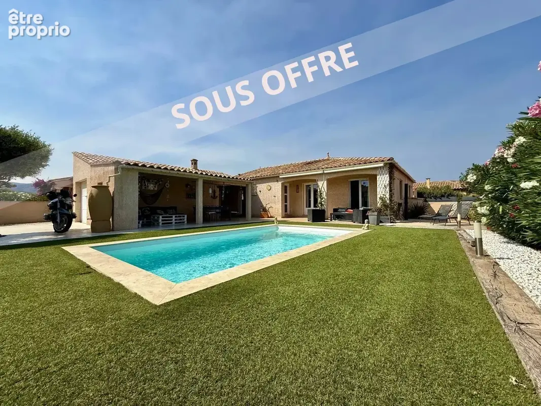Maison à CAVES