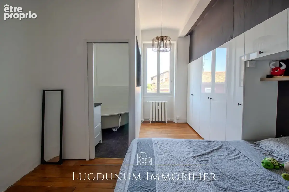 Appartement Duplex 6 pièce(s) 144 m2 sur Belleville En Beaujolais - photo 8