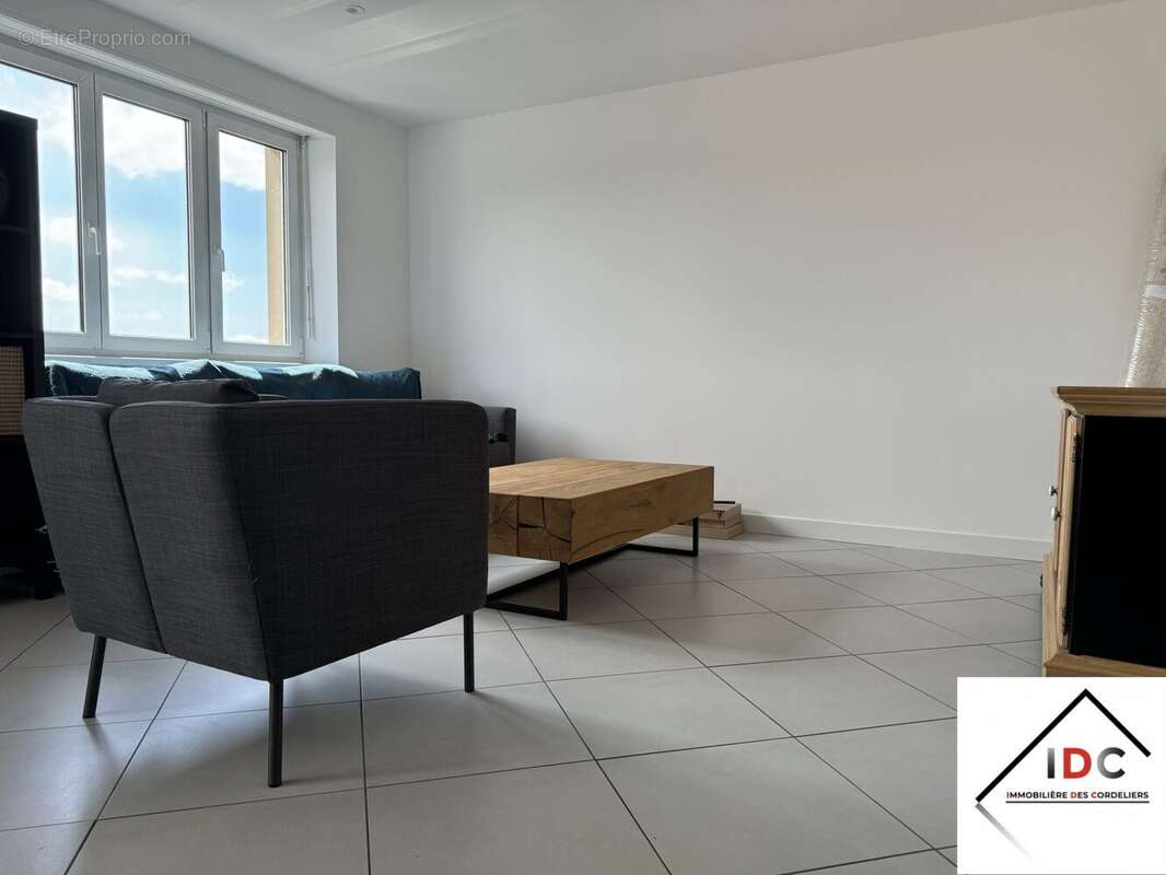 Appartement 82 m² à Sarrebourg  - photo 3