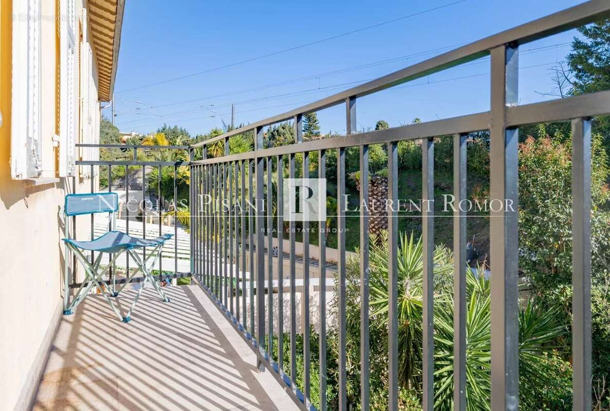 Appartement à BEAULIEU-SUR-MER