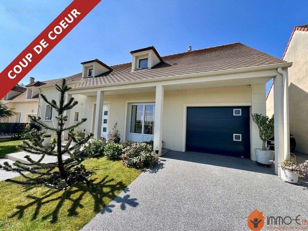 Maison 165 m² à Esbly  - photo 2