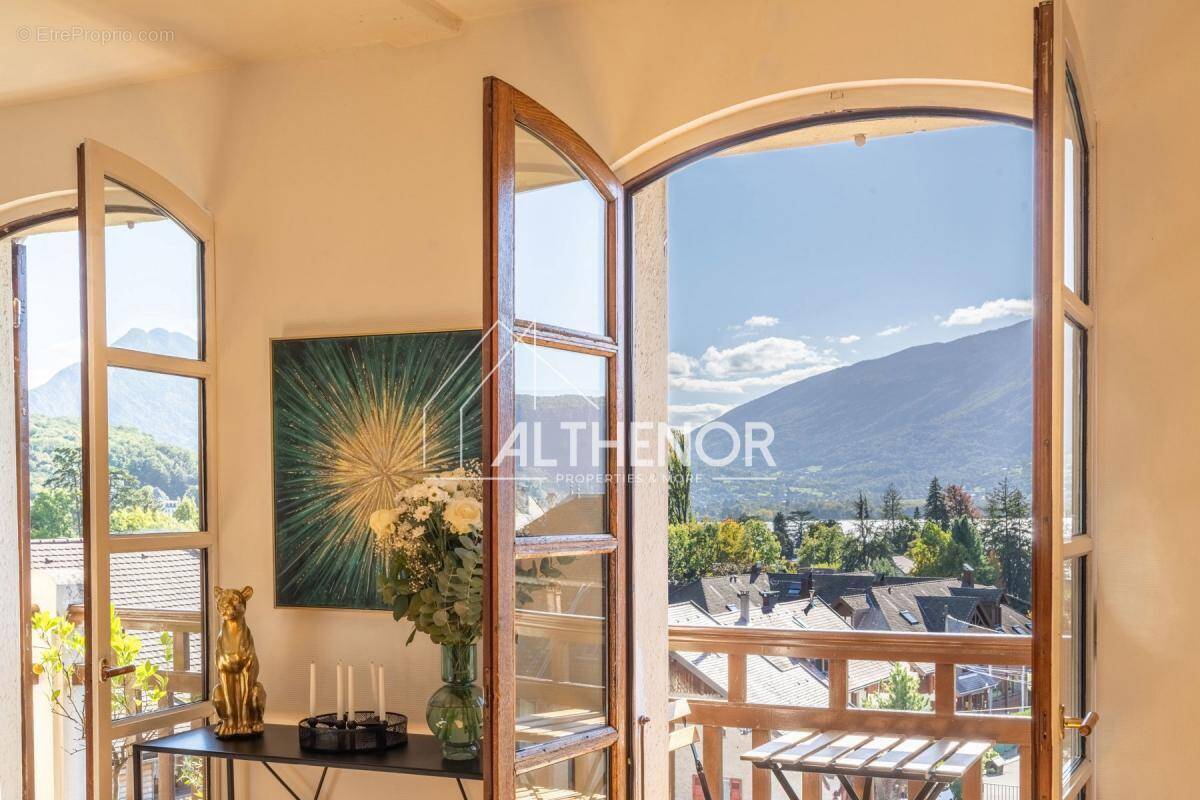 Appartement à MENTHON-SAINT-BERNARD