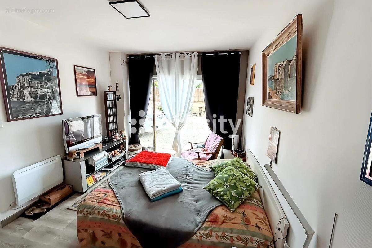 Maison à SAUZE-VAUSSAIS