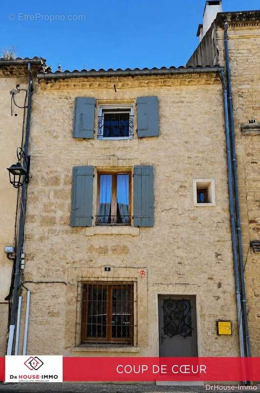 Maison à REMOULINS