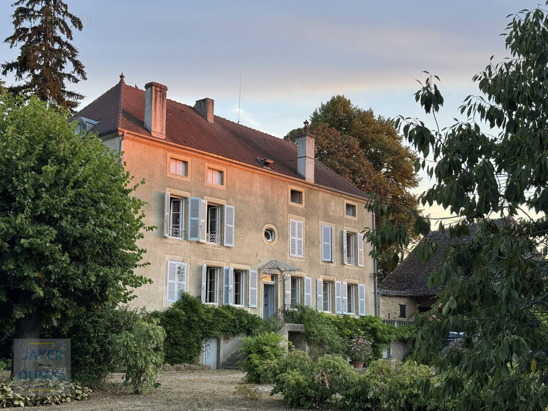 Maison à BUXY