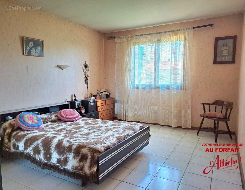 Maison à VILLENEUVE-LES-BOULOC