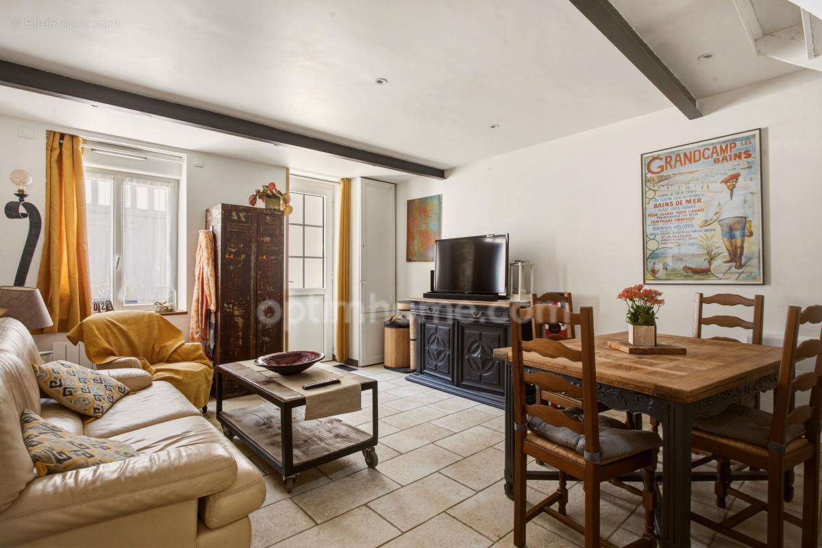 Maison touques centre - 65 m² - 2 chambres - terrasse - aucun travaux - proche deauville - photo 5