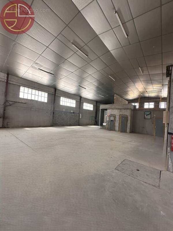 Commerce à PORTET-SUR-GARONNE