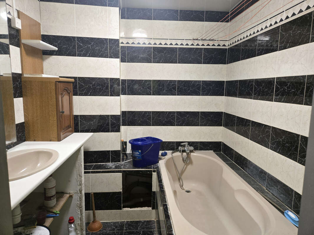 Appartement à LUNEL