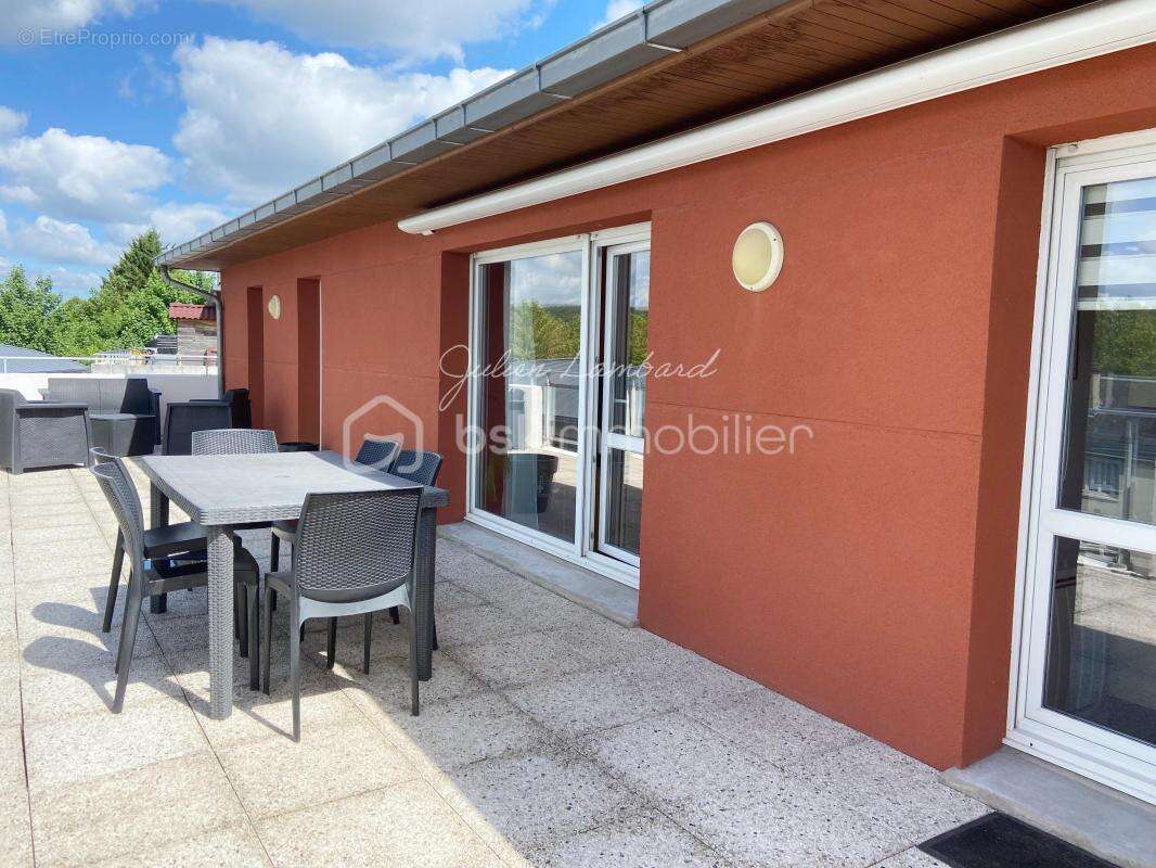 ROUEN DOCKS – Appartement T4 de 81 m² – Dernier étage – Terrasse 35 m² – Box double – Aucun travaux - photo 8