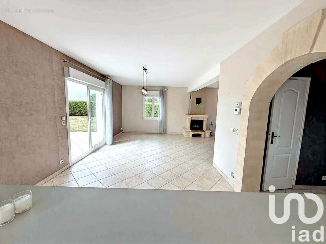 Photo 8 - Maison à MAISONS