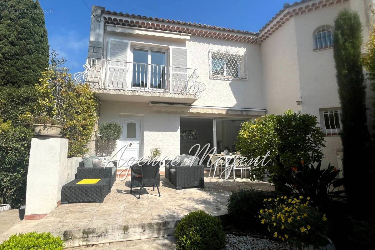 Maison à CANNES