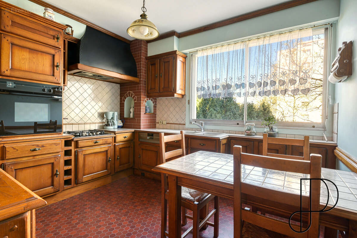 Appartement à LYON-5E