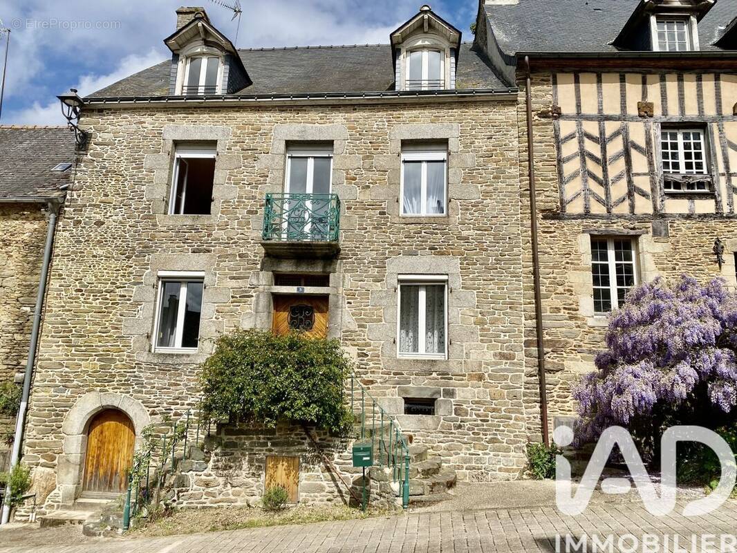 Photo 1 - Maison à LA TRINITE-PORHOET