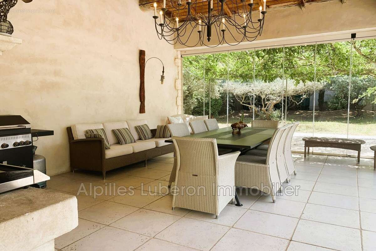 Maison à EYGALIERES