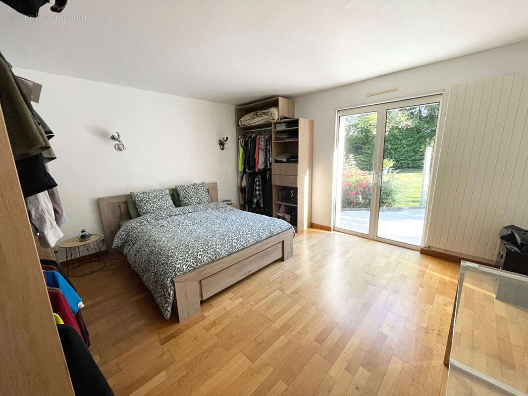 Maison à MORTAGNE-SUR-SEVRE