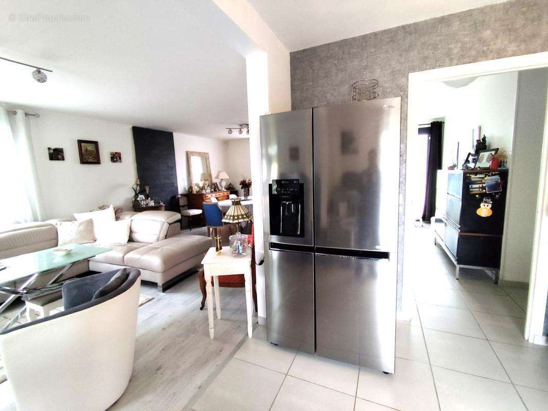 Maison à COURVILLE-SUR-EURE