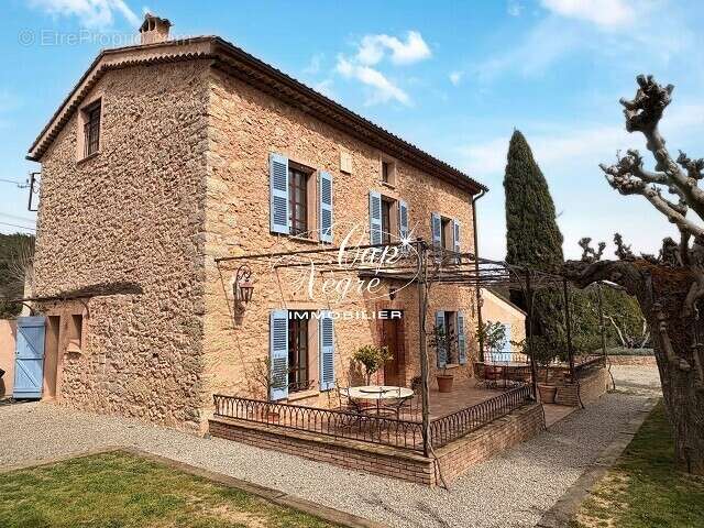 Maison à LE CANNET-DES-MAURES