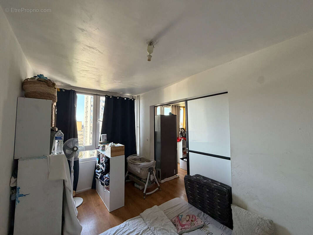 Appartement à AUBERVILLIERS