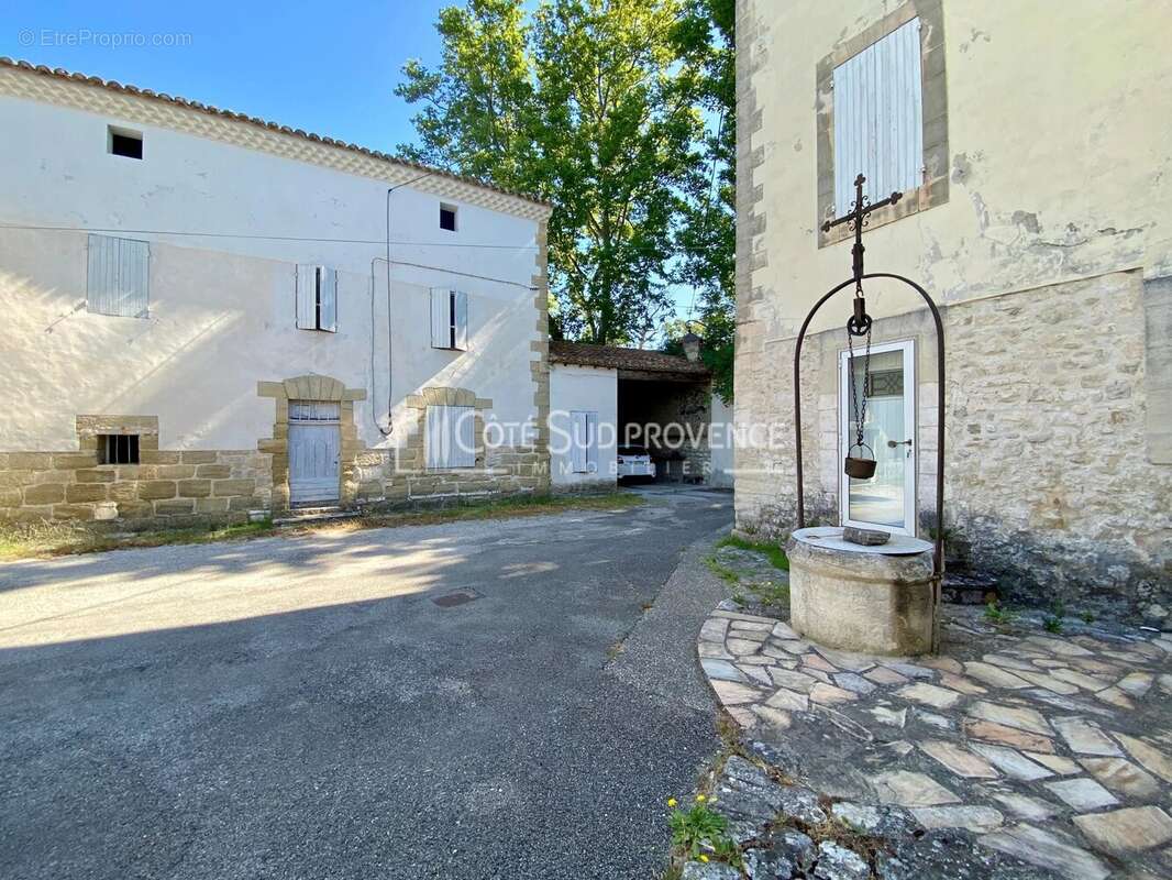 Propriete pernes les fontaines - photo 27