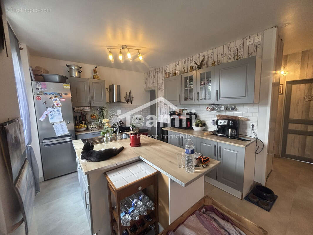 Maison 97 m² à Saint-Florent-Sur-Cher  - photo 2