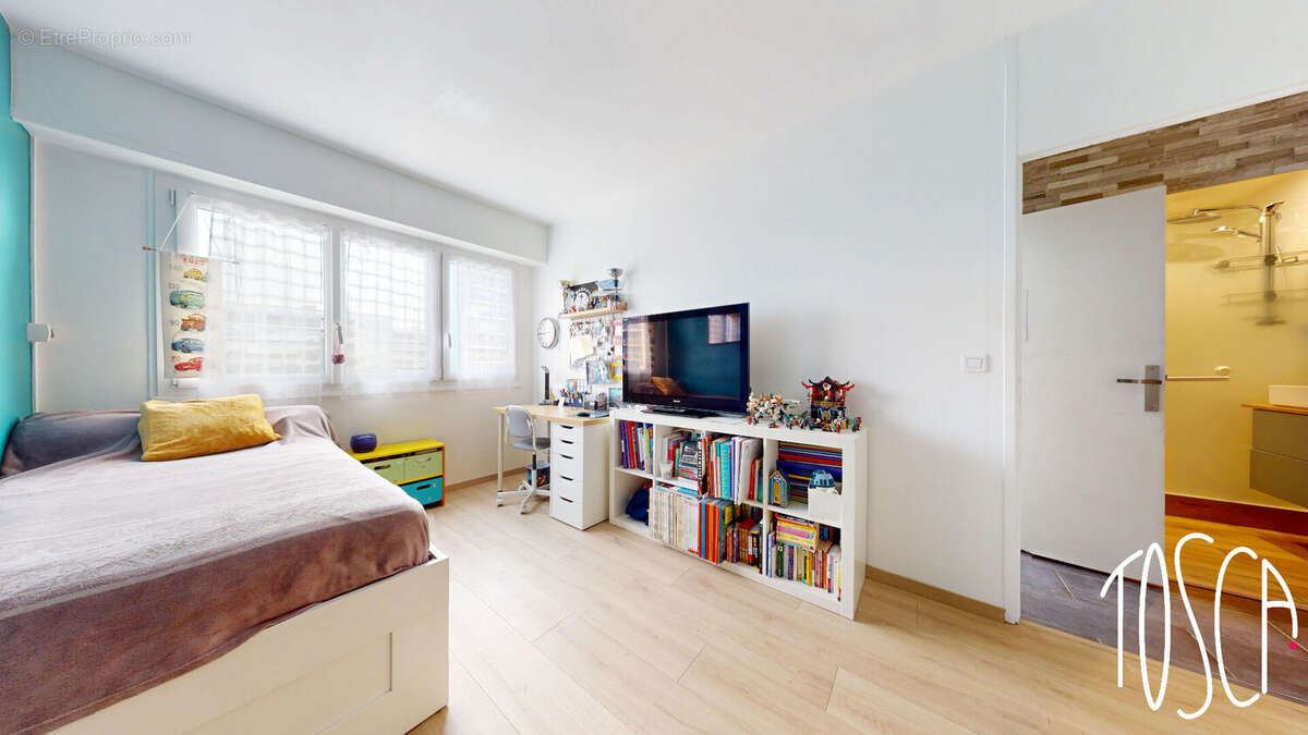 Appartement à THIAIS