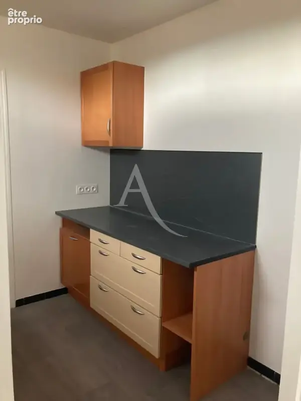 Appartement au coeur de FONTENAY LE COMTE - photo 2