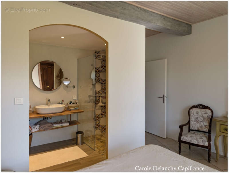 Ancien presbytère rénové – 232 m² – 4 chambres – Dépendances – Terrain de 2 959 m², Saint-Agnet (5 min Garlin / 10 min Aire-sur- - photo 10