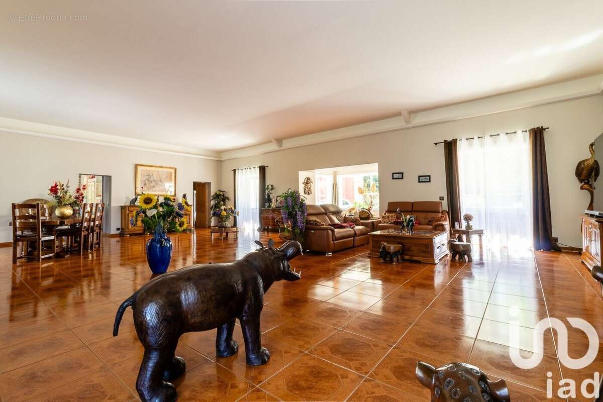 Photo 7 - Maison à GUIGNES