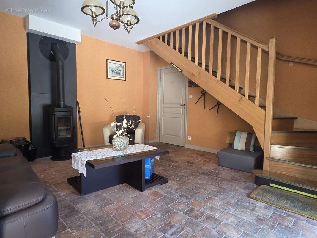 Appartement à COUDRAY