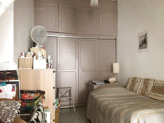 Appartement à MARSEILLE-6E