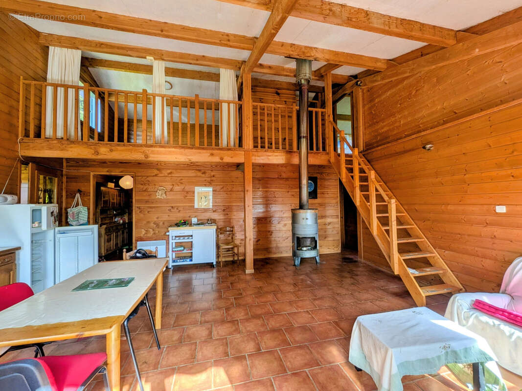 Maison à LAPRADE