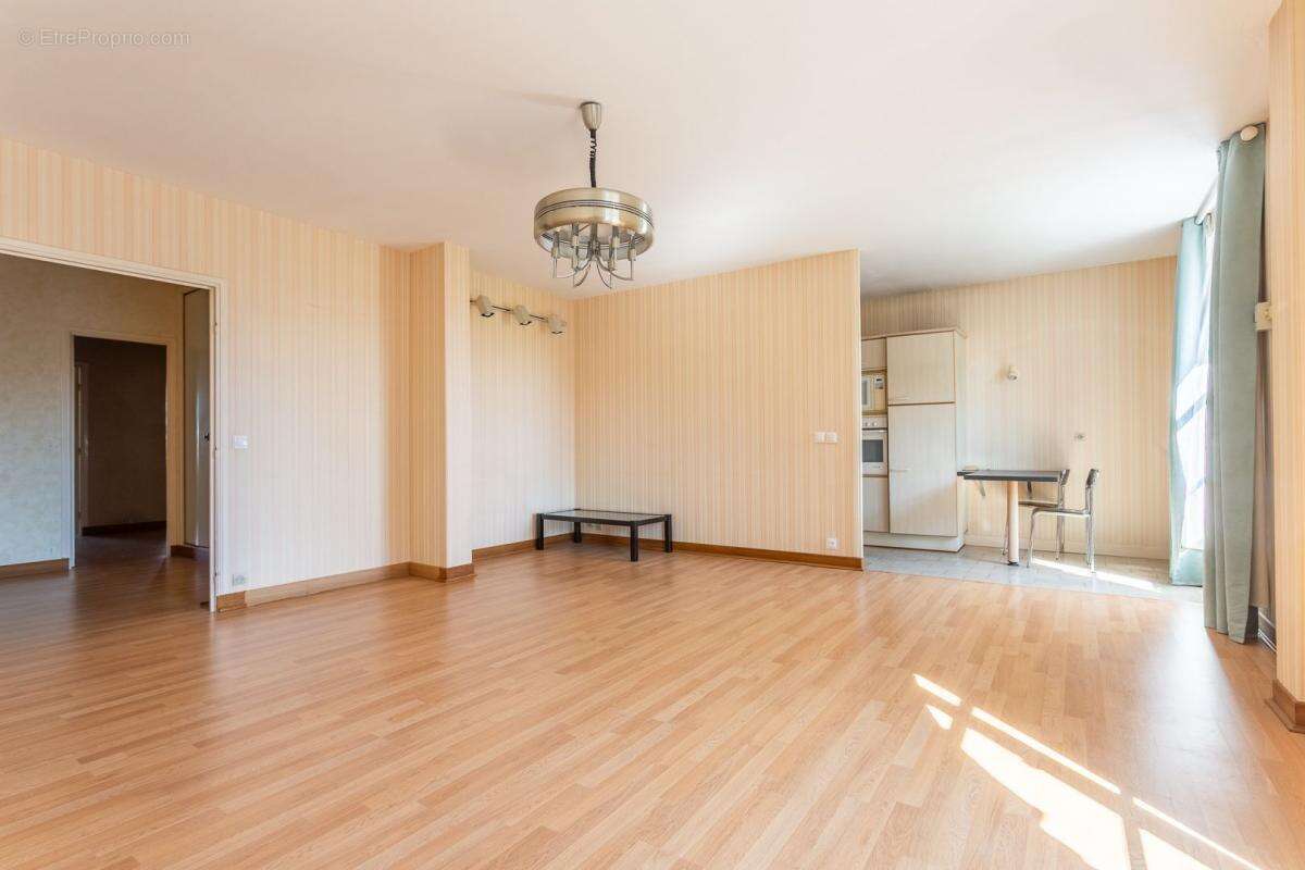 Appartement à CROSNE