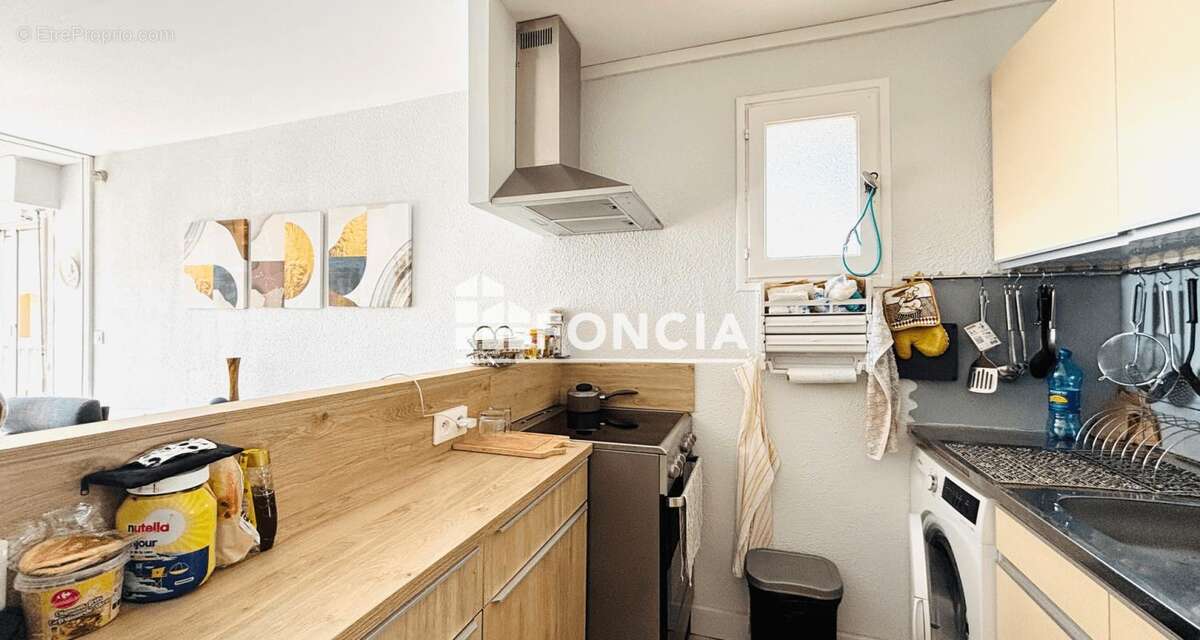 Superbe T2 Bis entièrement rénové avec vue imprenable sur la plage du Grazel - photo 8