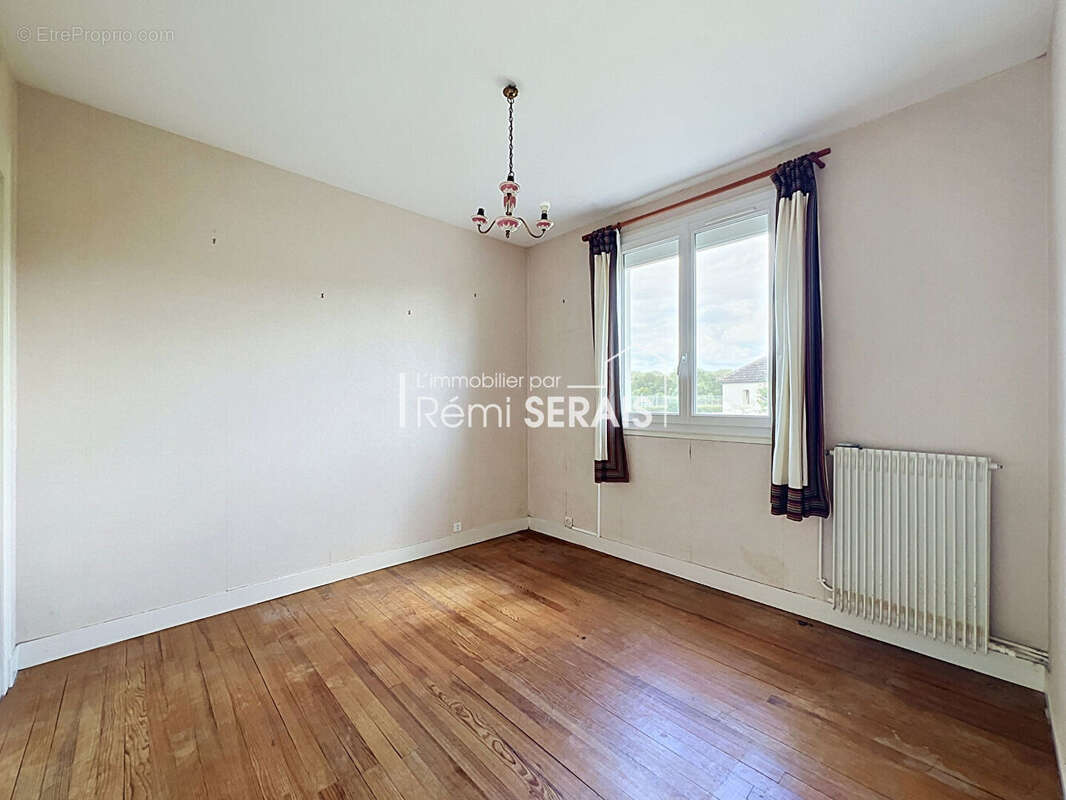 Exclusivité à Potigny : maison surélevée avec jardin et sous-sol - photo 6