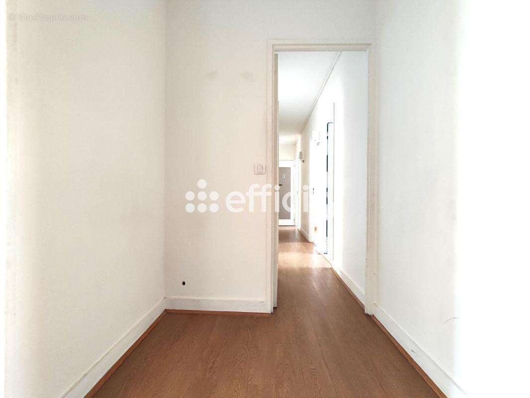 Appartement à EPINAY-SUR-SEINE