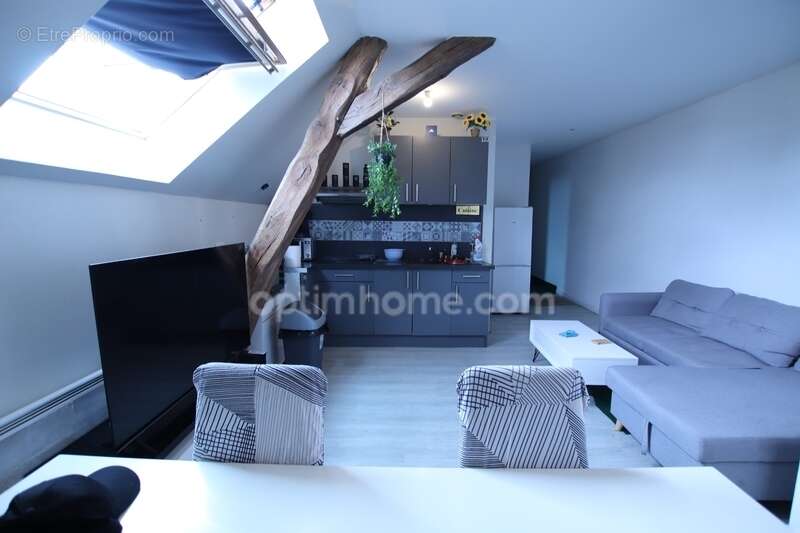 Appartement à SAINT-JEAN-DE-BRAYE