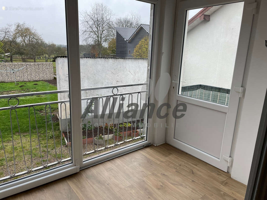 Maison à FROIDECONCHE