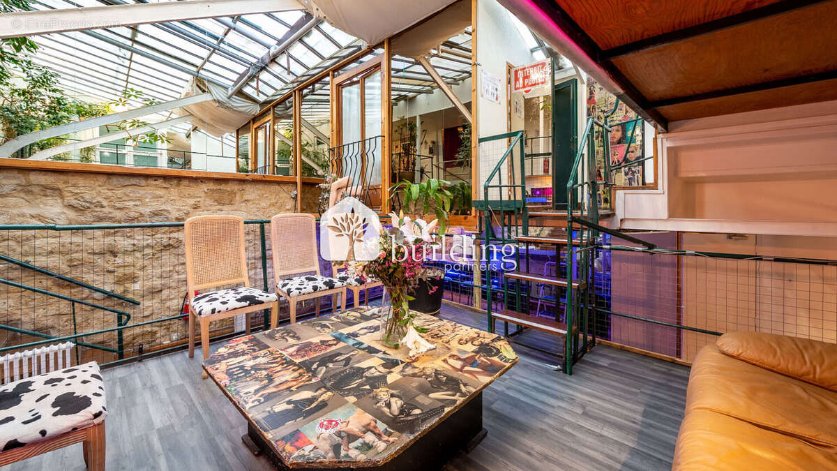 Métro Parmentier - Loft - 254 m² habitables - photo 18